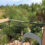 Kefalonia - Marias In Апартаменты
