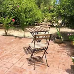 Kefalonia - Marias In Апартаменты *